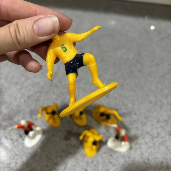 Lot of 7 Soccer Action Figures Cake Cupcake Toppers 2003 Kaskey Kids Yellow Gold - Picture 5 of 6